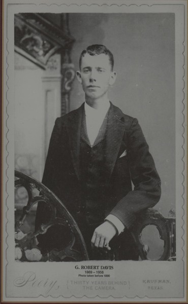 G R Davis